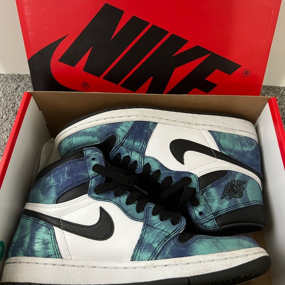Woman’s Air Jordan 1s Tie Dye. (SHOP CLOSING LAST DAY TO BUY)